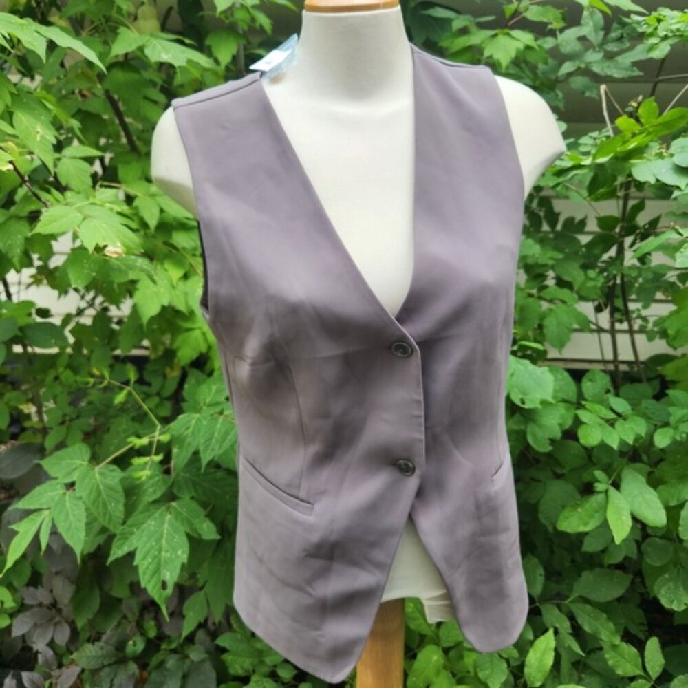 GAP NWT Vest Womens Medium Gray Sleeveless‎ Career Business Casual Layering
